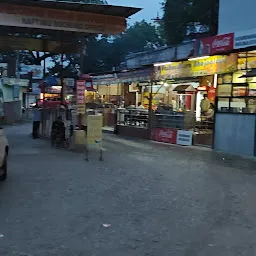 Laxman Jhula Parking Area