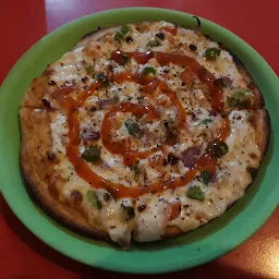 Laziz Pizza