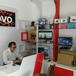 Lenovo Exclusive Store - Business System & Infotech