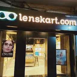 Lenskart.com at Qaiserbagh