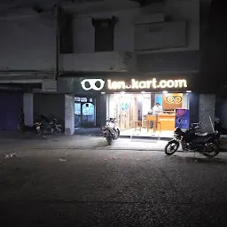 Lenskart.com at RN Shaw Chowk