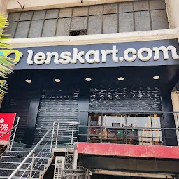 Lenskart.com at SP Marg, Prayagraj