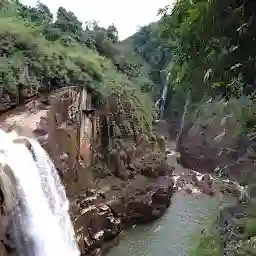 Leskha Falls