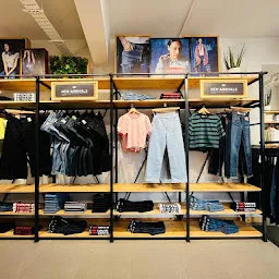 Levi's Exclusive Store