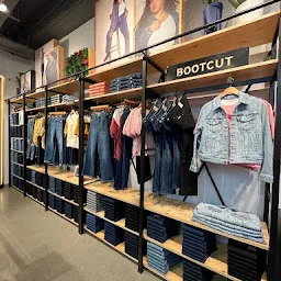 Levi's Exclusive Store