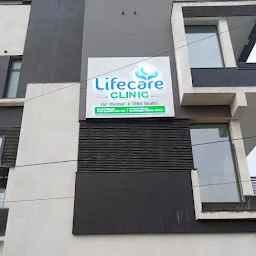 Lifecare Clinic - Dr. Sarita Bishnoi, Obstetrician-Gynecologist & Dr Amit Bishnoi Pediatrician