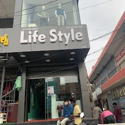 Lifestyle shopping mall
