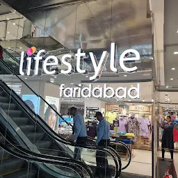 Lifestyle Stores