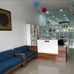 Liva Skin Clinic- Best Skin clinic - dermatologist- cosmetic surgeon- skin doctor in Bodakdev, Ahmedabad.