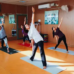 Live-in Yoga studio Himachal Pradesh