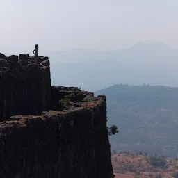 lohagad vinchu kada