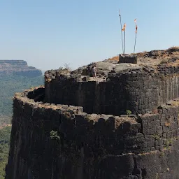 lohagad vinchu kada