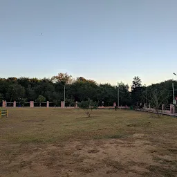 Lohan Paloura Park