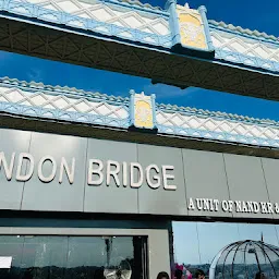 London Bridge Rooftop Restaurant
