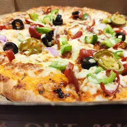 London Yard pizza