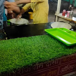 Loni Sponge Dosa (Nawathe)