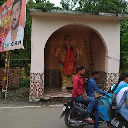 lord ganesh statue