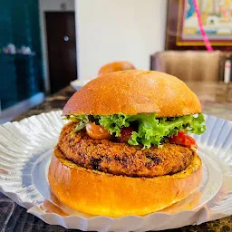 Louis Burger, Mumbai