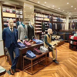 Louis Philippe - Subhash Nagar, Thane (W), Men's Fashion Clothing Store