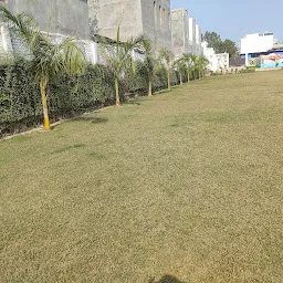 Lucknow Imperial Garden
