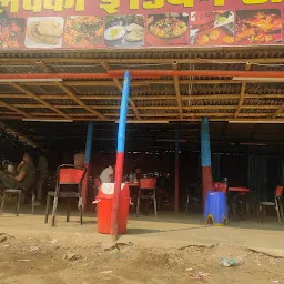 LUCKY INDIAN DHABA