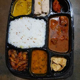 LUNCH BOX |Takeaway Service In Bhubaneswar