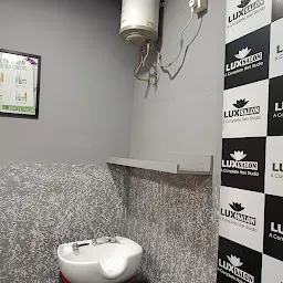 Lux Salon