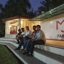 M J Farm, Kanthavali
