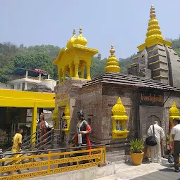 Maa Baglamukhi small temple nadholi