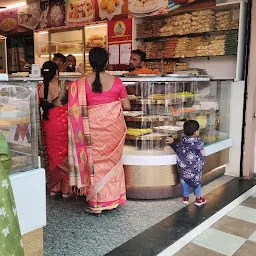 Maa Vindhyavasini Misthan Bhandar & Family Restaurant
