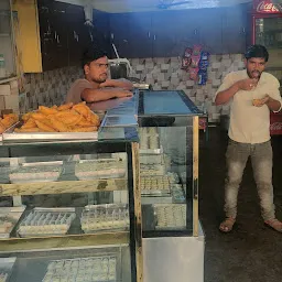 Madhur Misthan Bhandar