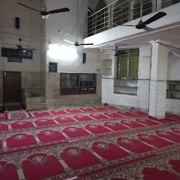 Madina Masjid, (Zakir Nagar)