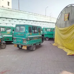 Madiyaon Taxi Stand