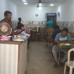 Madurai Sri Regupathy Mess (A group of Muniyandi vilas hotels)