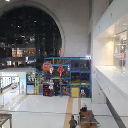 Magneto The Mall