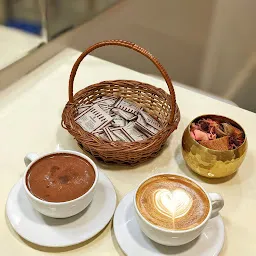 Mahabi Cafe Patisserie Gelato