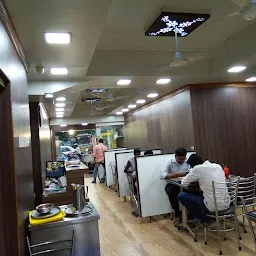 Mahal Biriyani&restaurant
