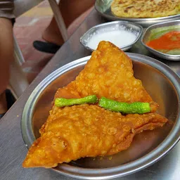Maharaj Snacks