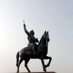 Maharaja Surajmal Statue
