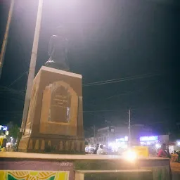 Maharaja Yashwant Rao Statue