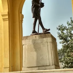 Mahatma Gandhi Monument