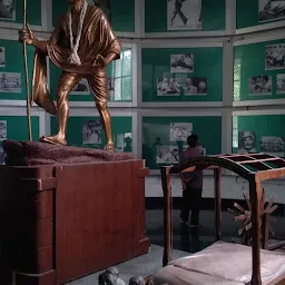 Mahatma Gandhi Museum , Mahatma Gandhi Library