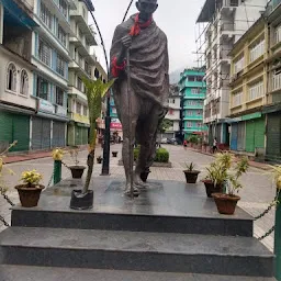 Mahatma Gandhi Statue