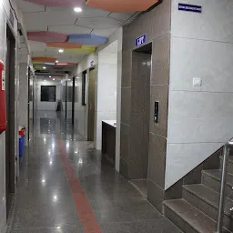 Mahaveer Surgical And Maternity Hospital