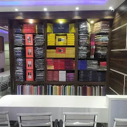 Mahendra And Company-Best Boutique Designer Lahanga & Sherwani Showroom in Gaya
