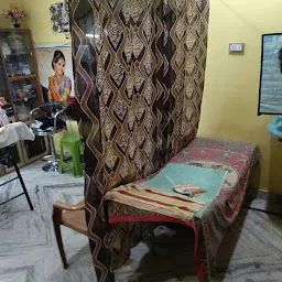 MAHI BEAUTY PARLOR ladies only