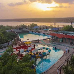 Mahi WaterGate Resort - Resort in Vadodara