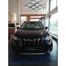 Mahindra Mahalaxmi Motors - SUV & Commercial Vehicle Showroom