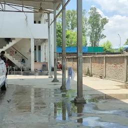 Mahindra service Station