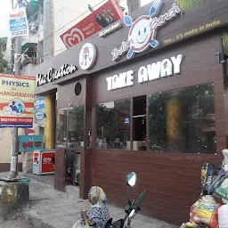 Mai Food Court-Indian Bench